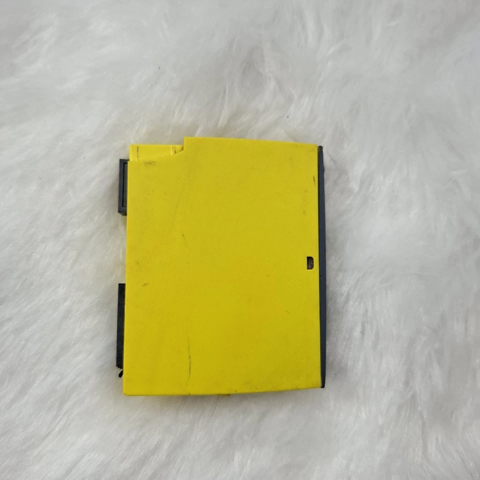 Siemens 6ES7 136-6DB00-0CA0 SIMATIC ET 200SP DIGITAL OUTPUT 6ES71366DB000CA0